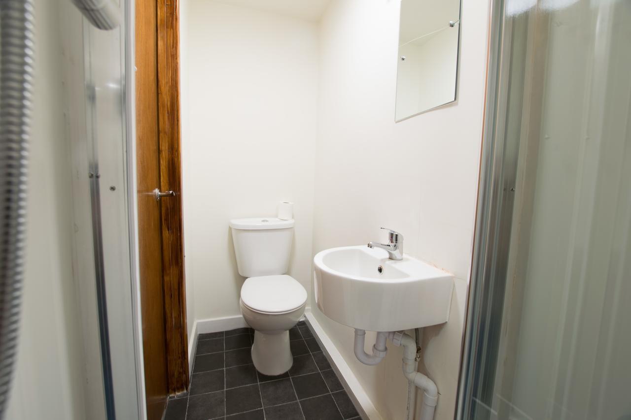The Abercorn Hotel Daventry Buitenkant foto